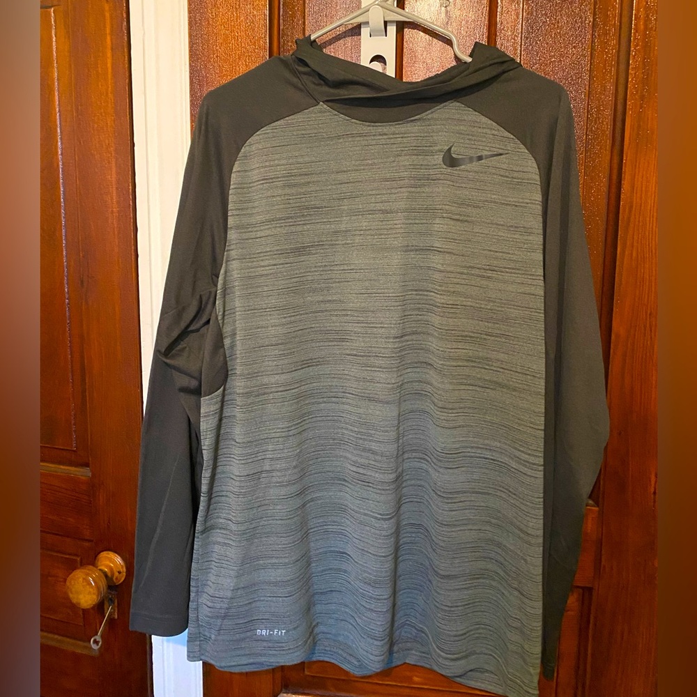 Nike Lightweight Dri-Fit Men’s Hoodie